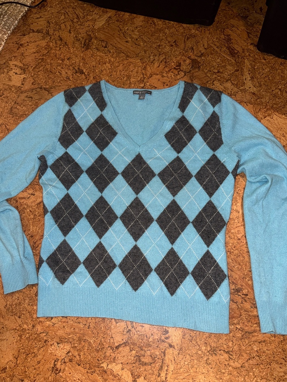 Apt. 9 Blue and Gray Argyle V-Neck Sweater